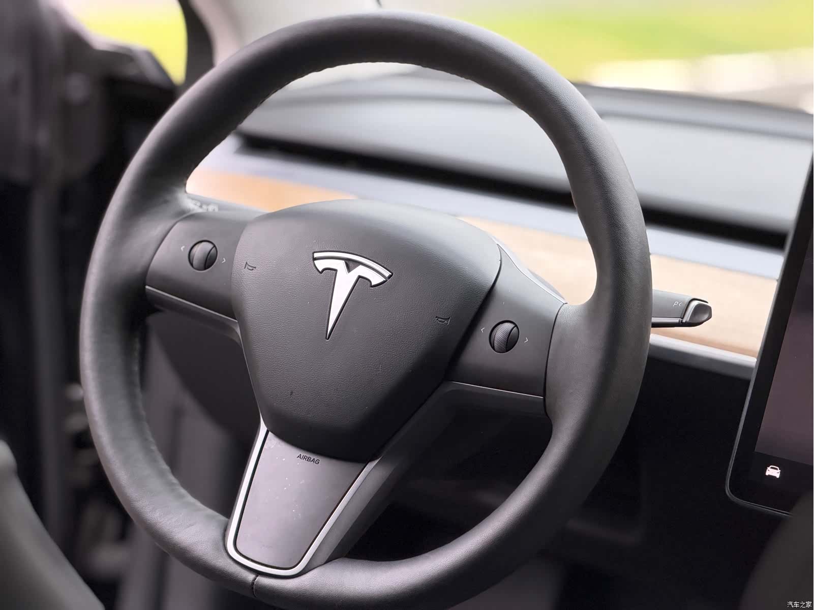Tesla Model 3, 2023 12