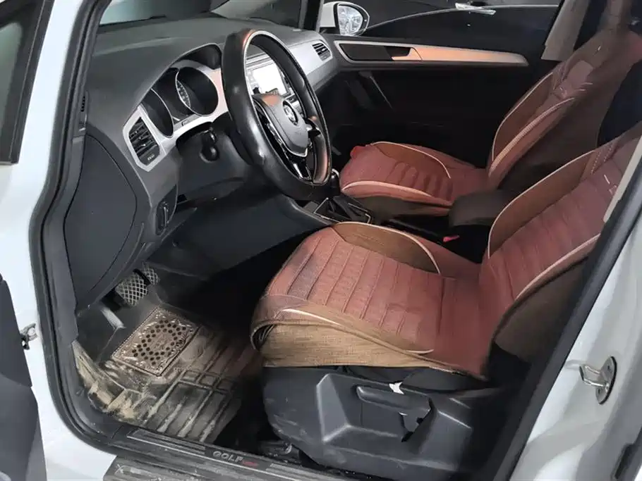 Volkswagen Golf*Jiayu