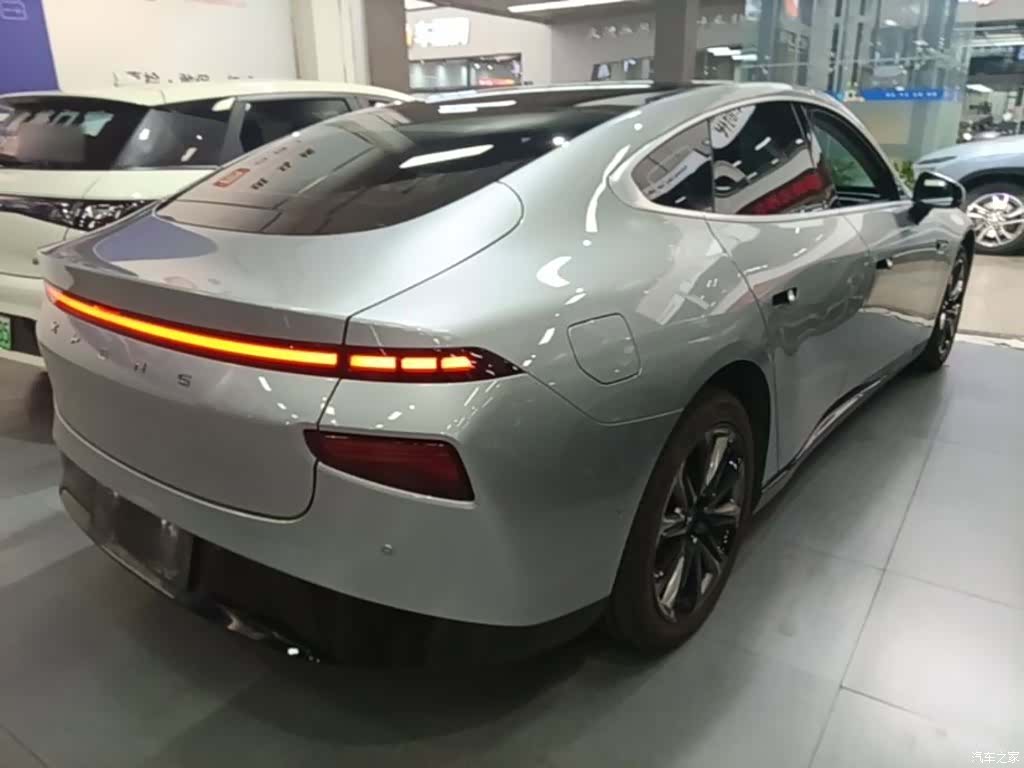 Xpeng P7, 2022 7