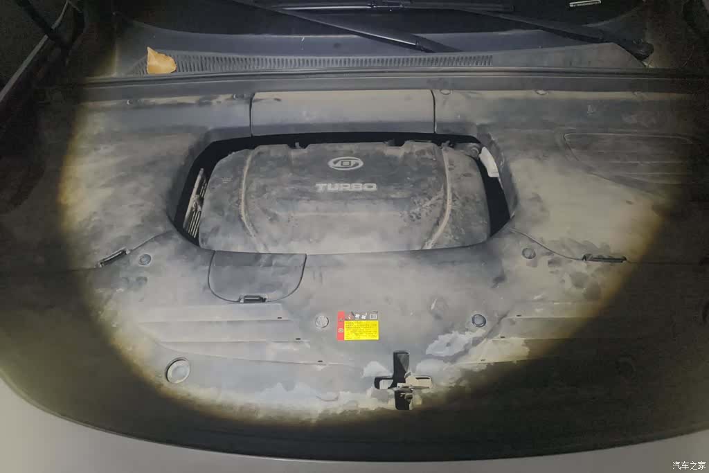 Wuling RS-5, 2019 10