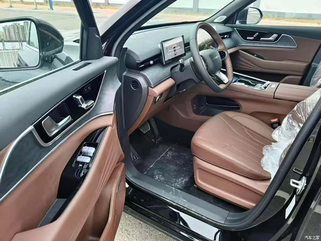 Chery Tiggo 9, 2026 13