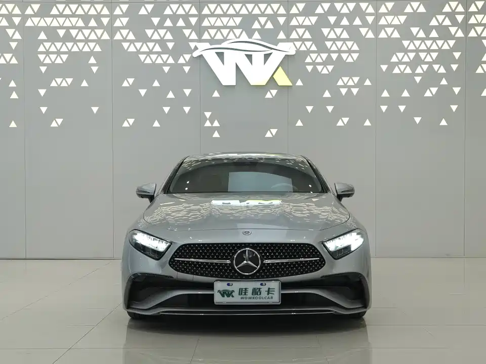 Mercedes-Benz CLS Mercedes-Benz CLS