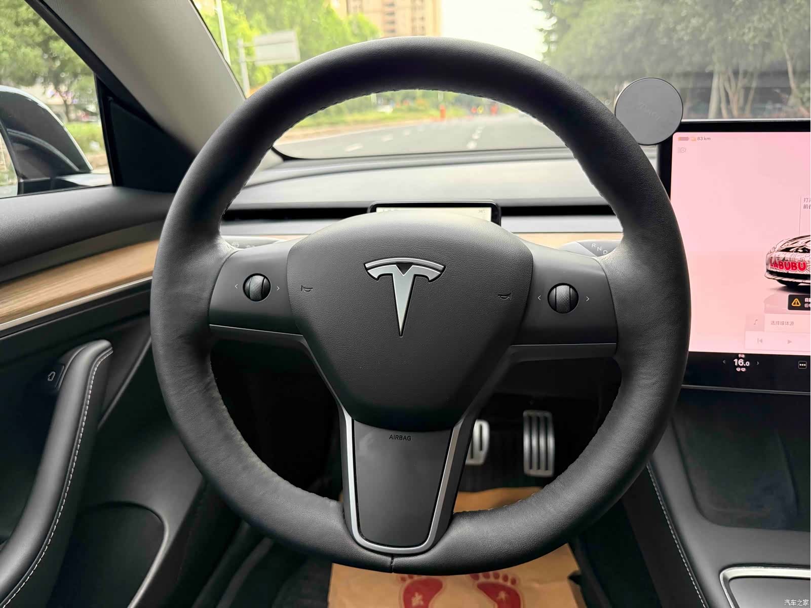 Tesla Model 3, 2022 14