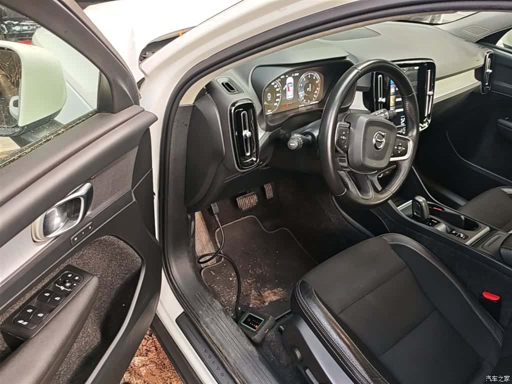 Volvo XC40, 2020 16
