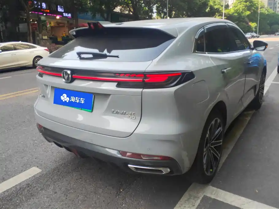 Changan UNI-K Smart iDD