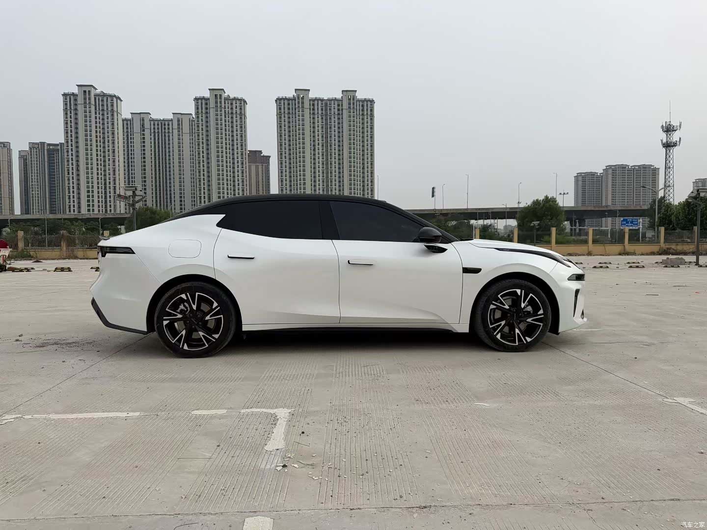 Lynk & Co 02, 2025 все фото