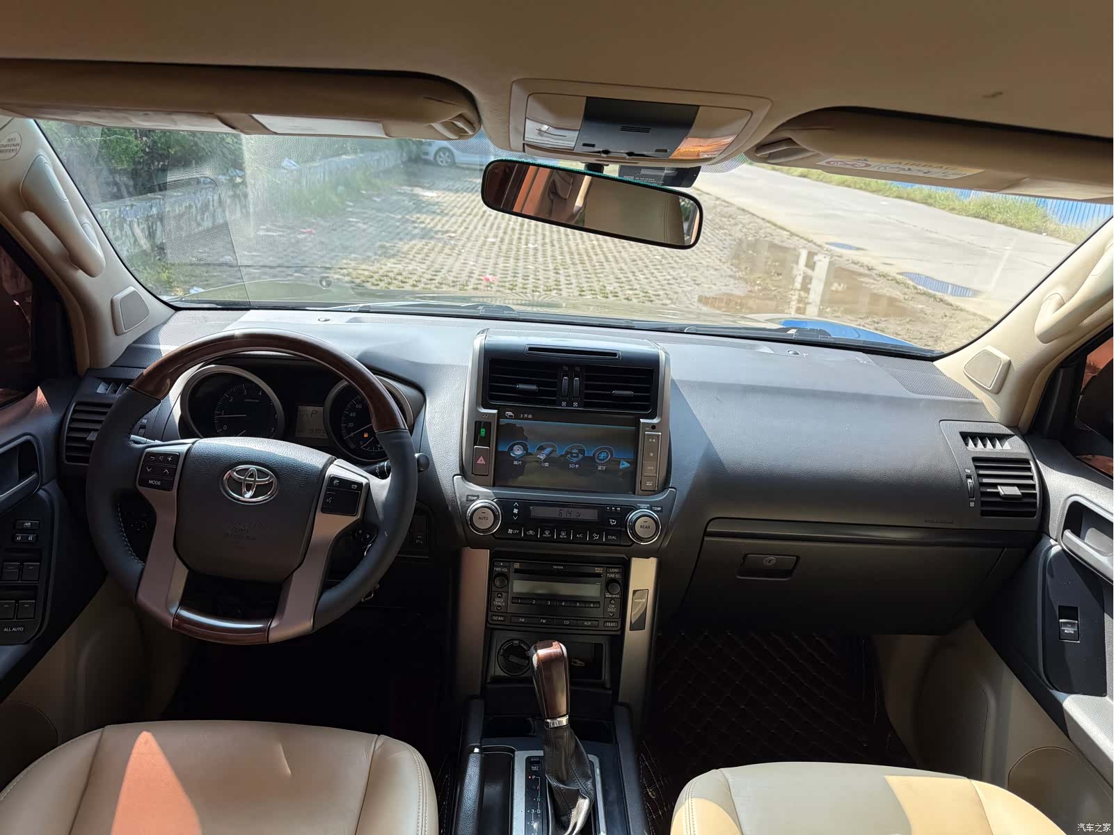 Toyota Prado, 2014 6