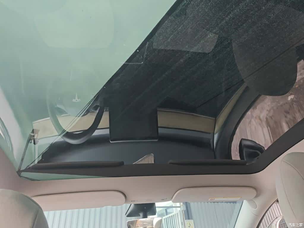 Tesla Model Y, 2022 14