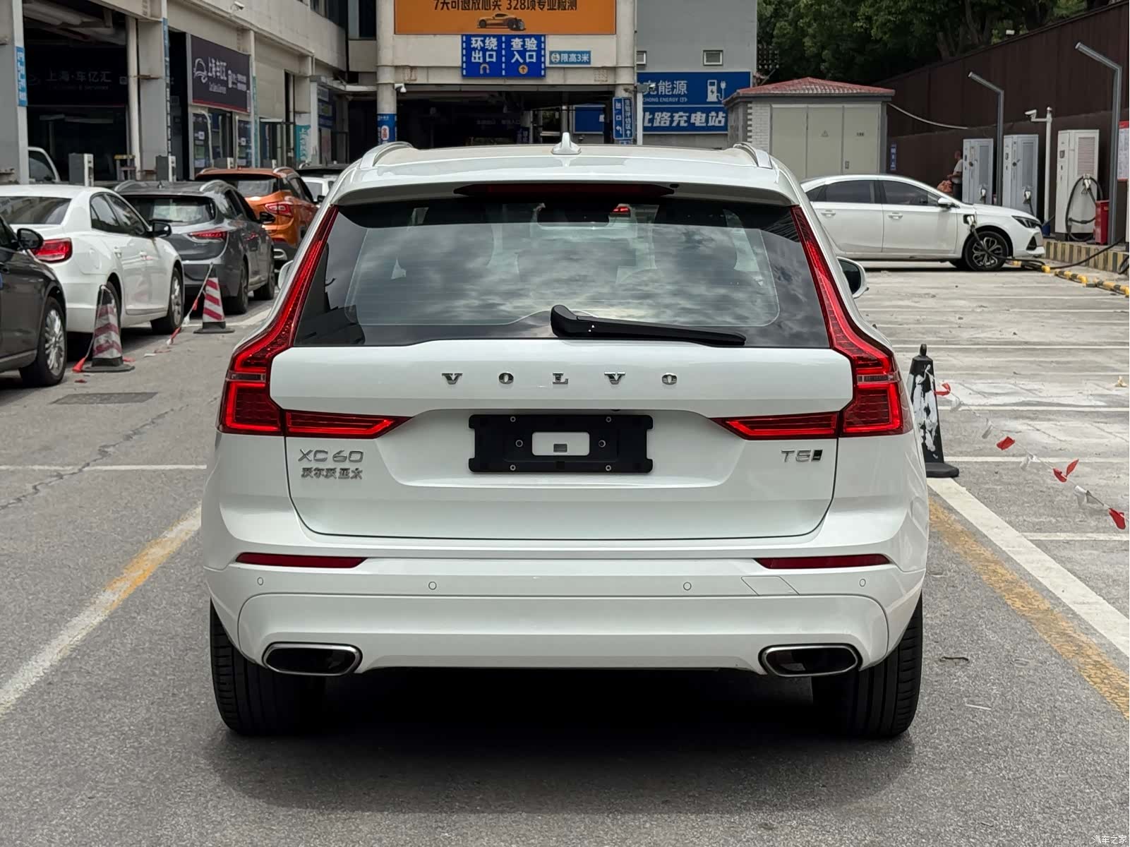 Volvo XC60, 2018 4