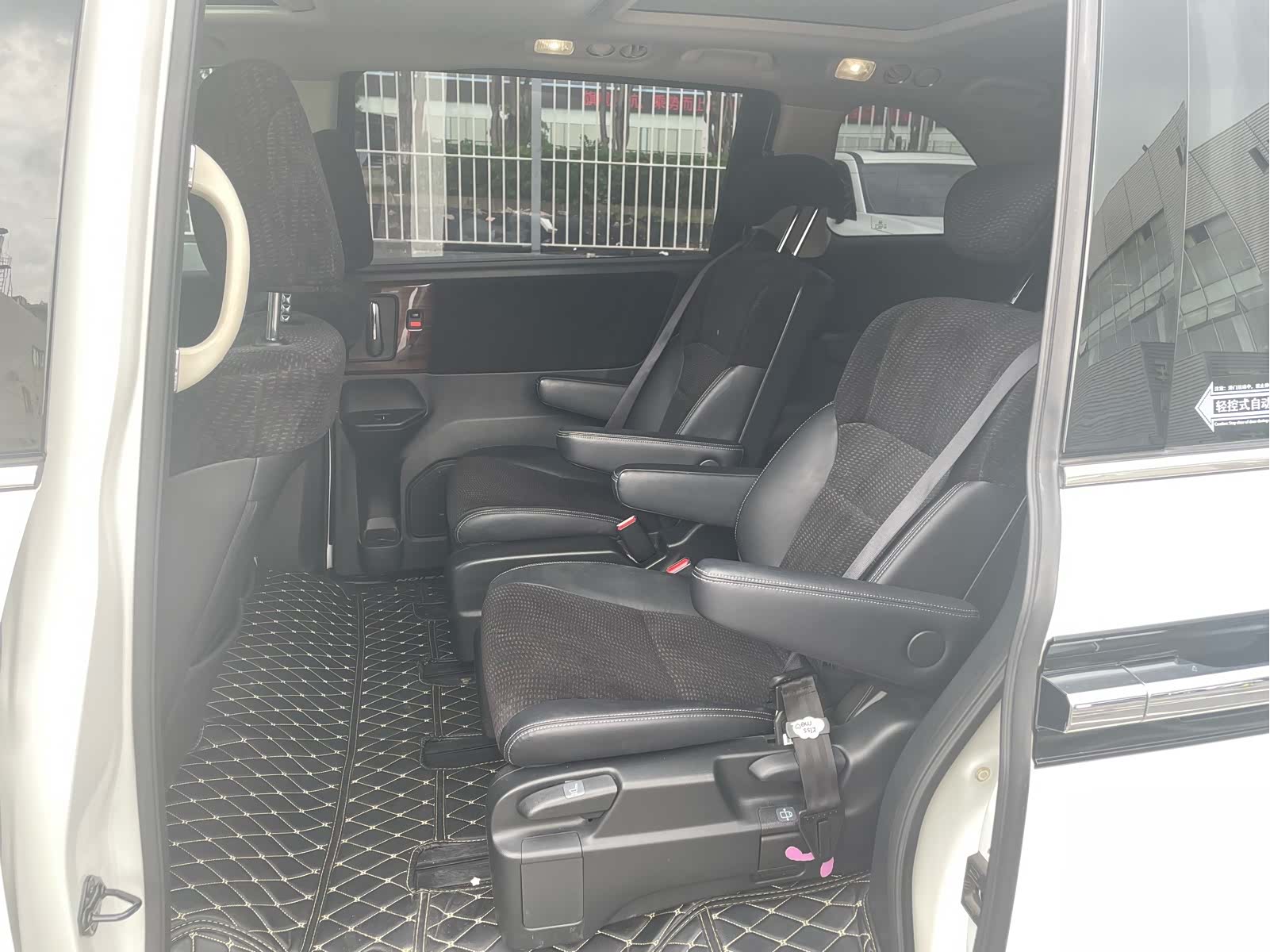 Honda Elysion, 2019 16