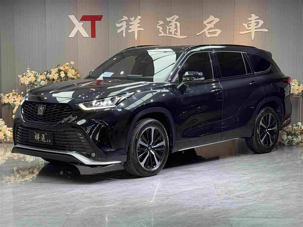 Toyota Crown Kluger