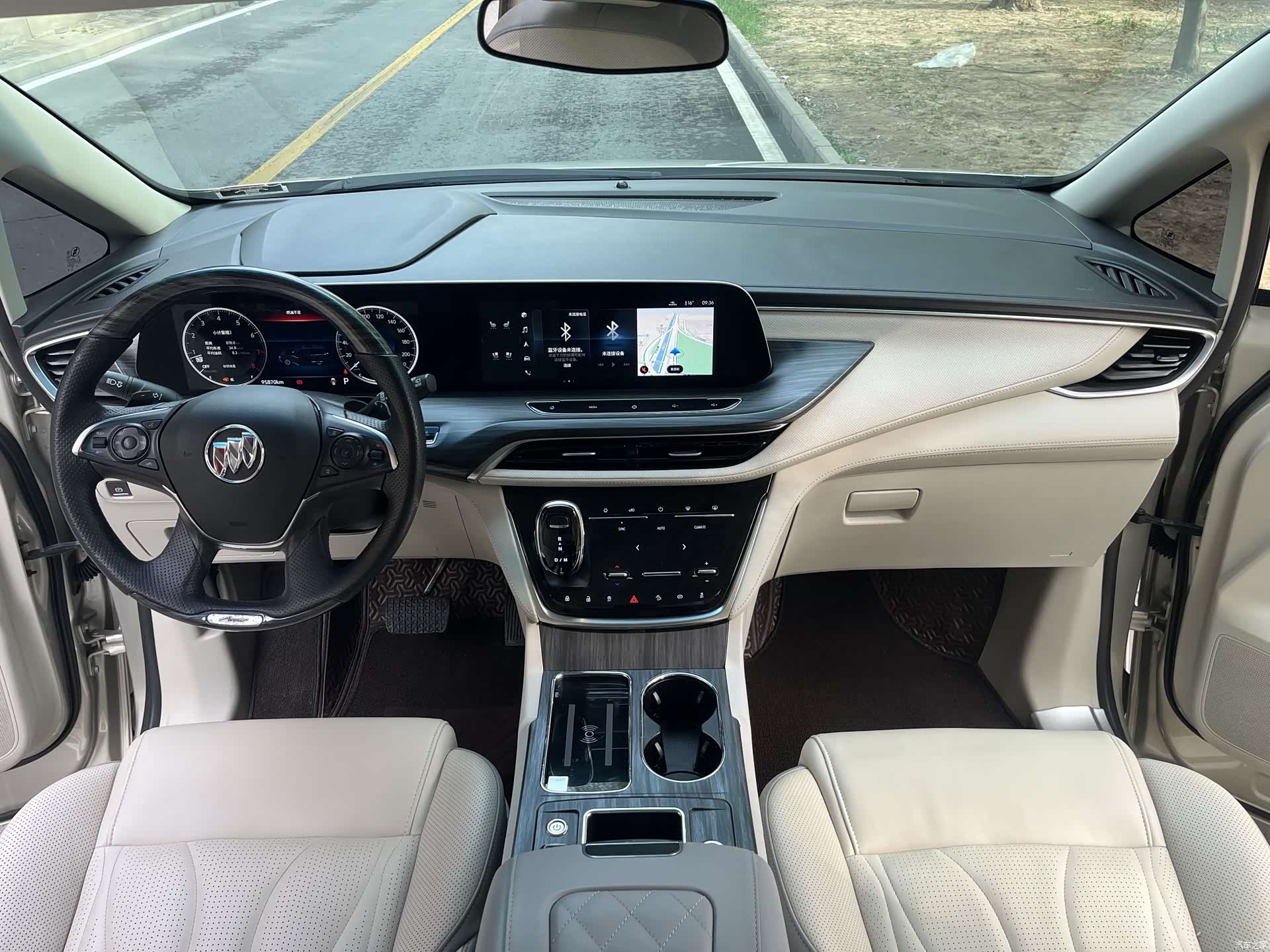 Buick GL8, 2022 12