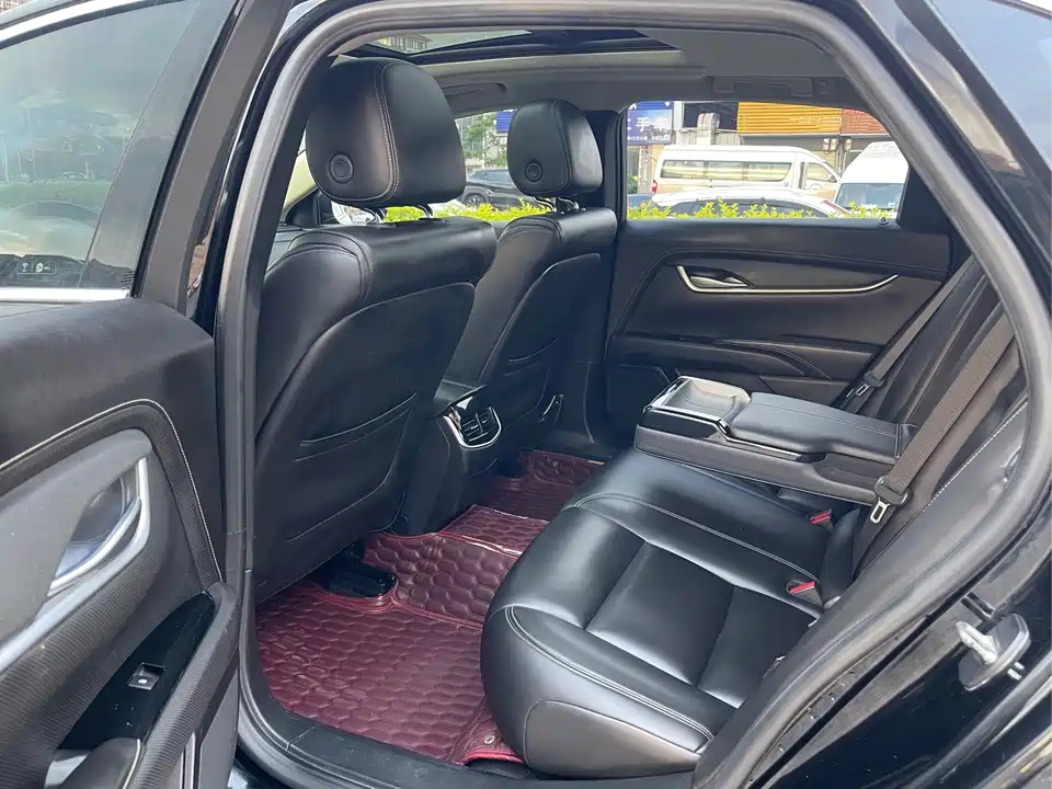 Cadillac XTS