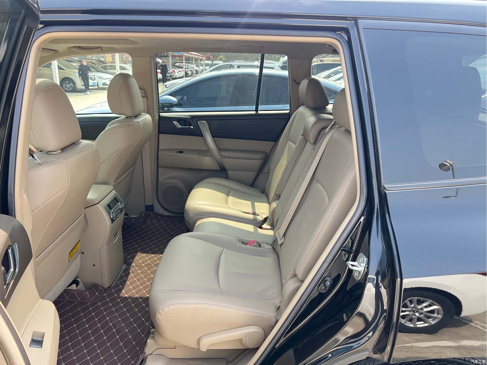 Toyota Highlander, 2010 10