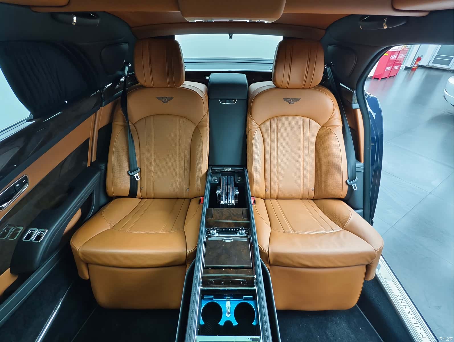 Bentley Mulsanne, 2019 9