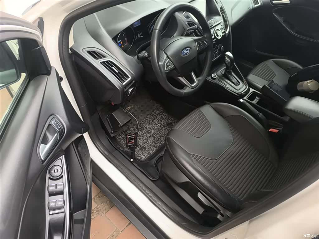 Ford Focus, 2017 16