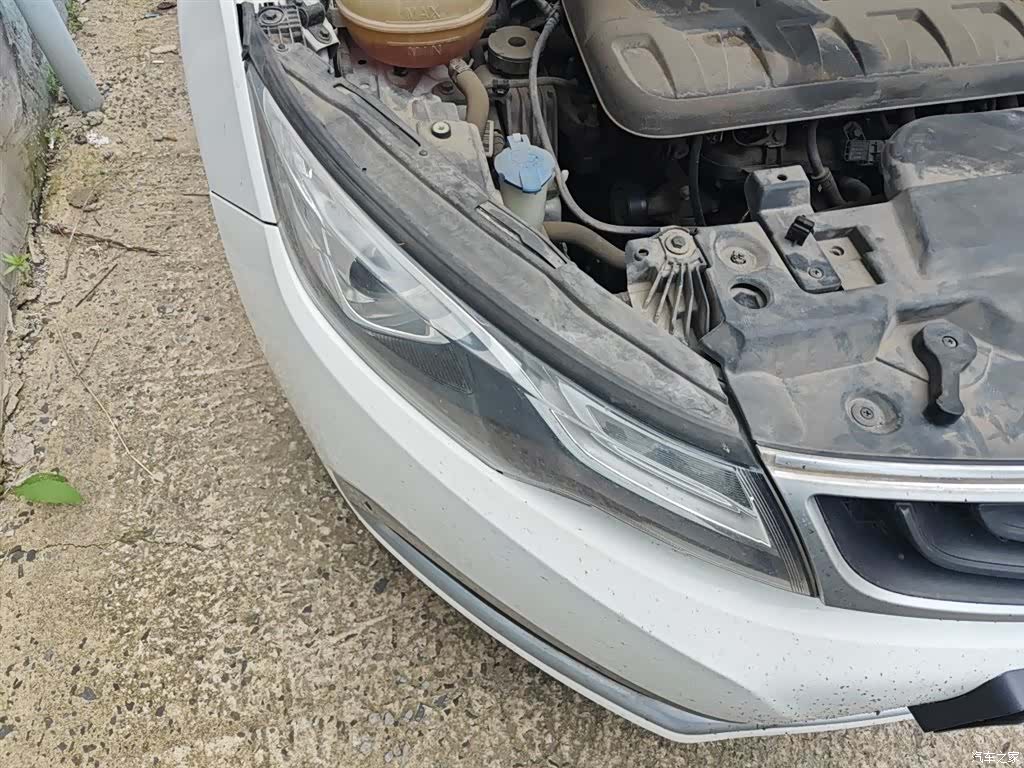 Geely Emgrand, 2017 7