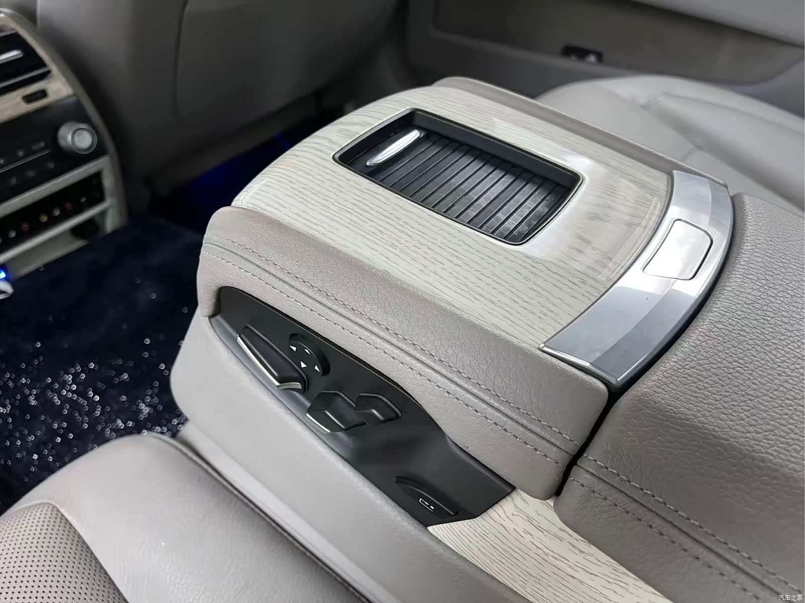 BMW 7 Series, 2009 15