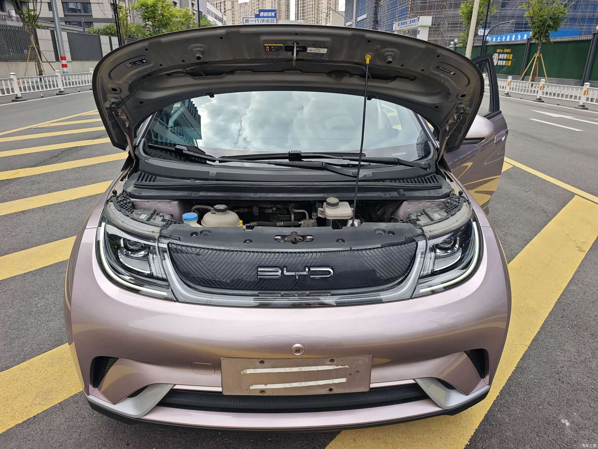 BYD Dolphin, 2022 21