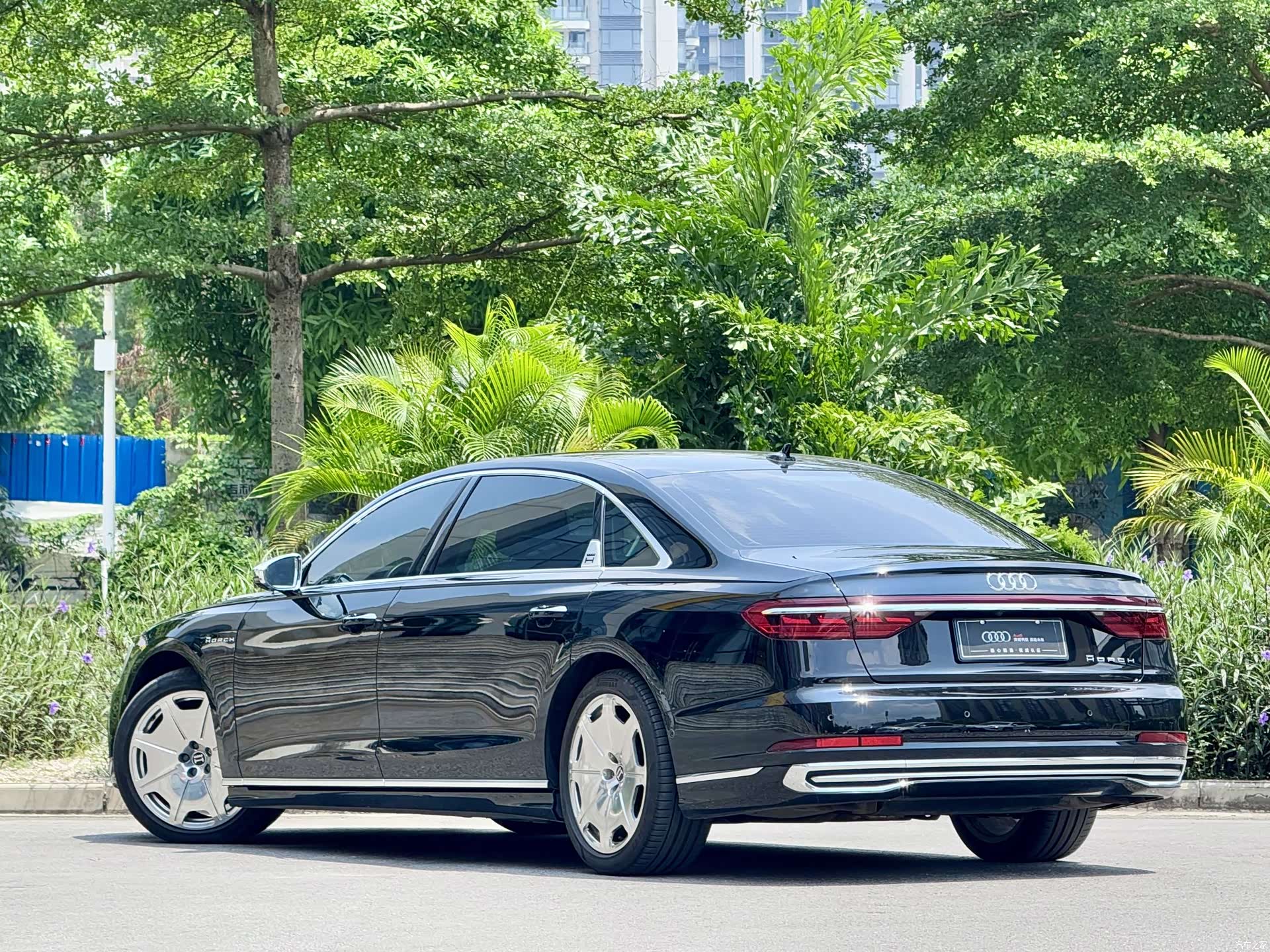 Audi A8L, 2022 все фото