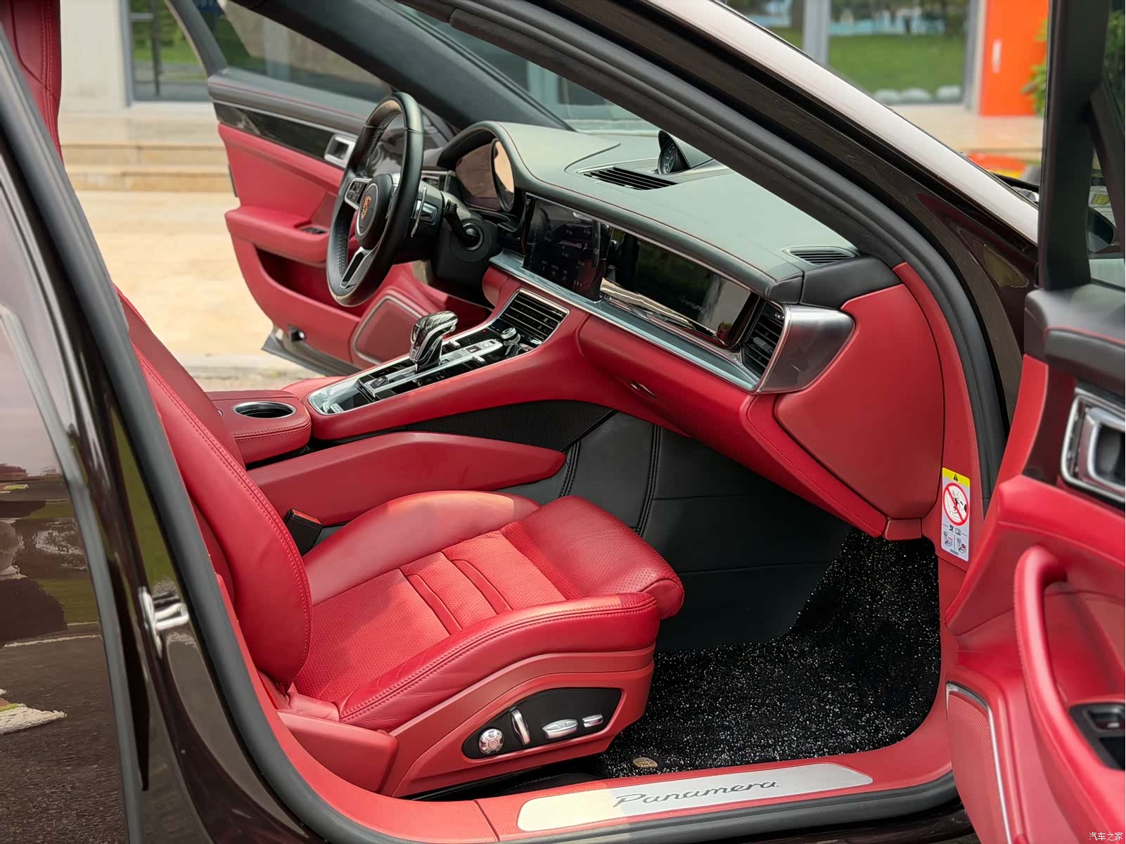 Porsche Panamera, 2018 12