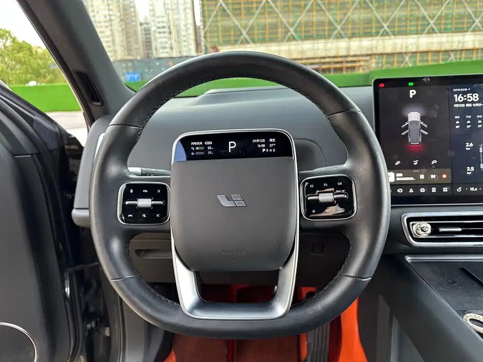 Li Auto Ideal L9