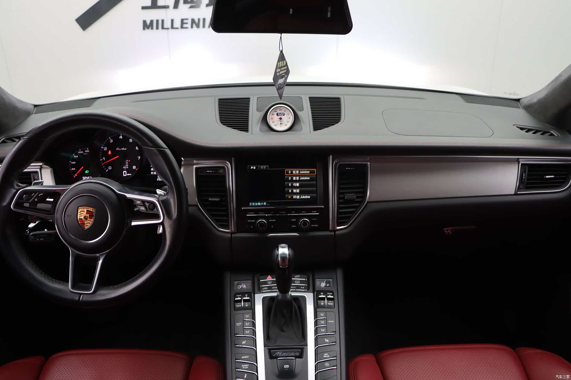 Porsche Macan, 2015 16