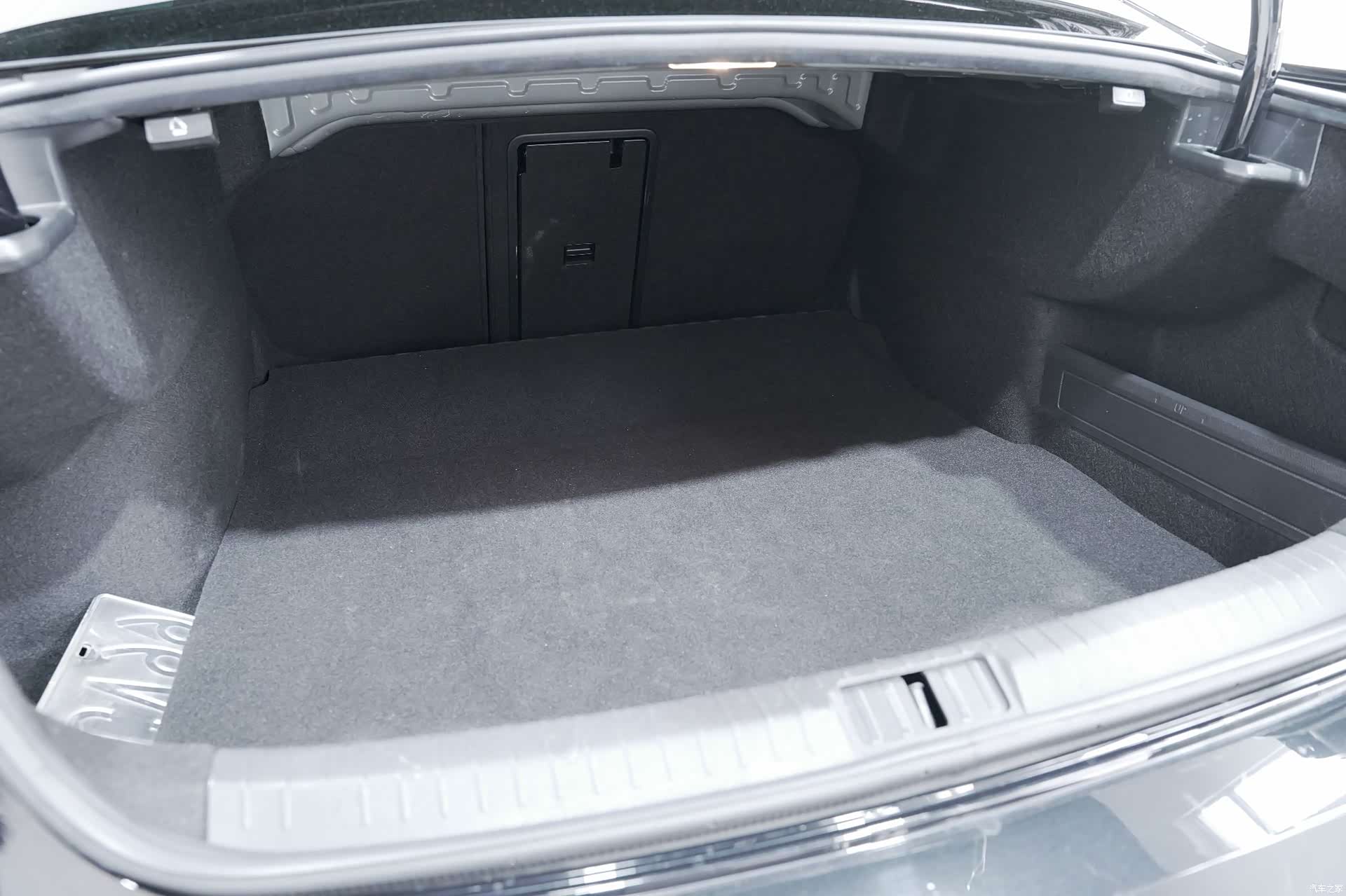 Volkswagen Magotan, 2023 23