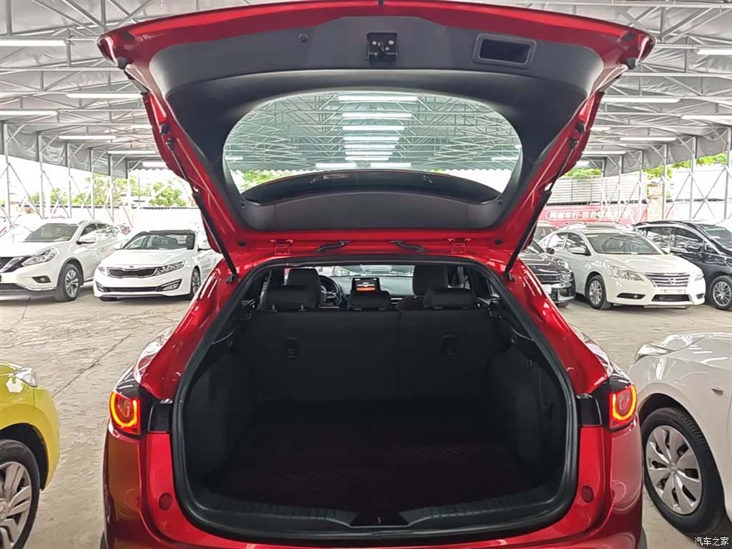 Mazda CX-4, 2020 19