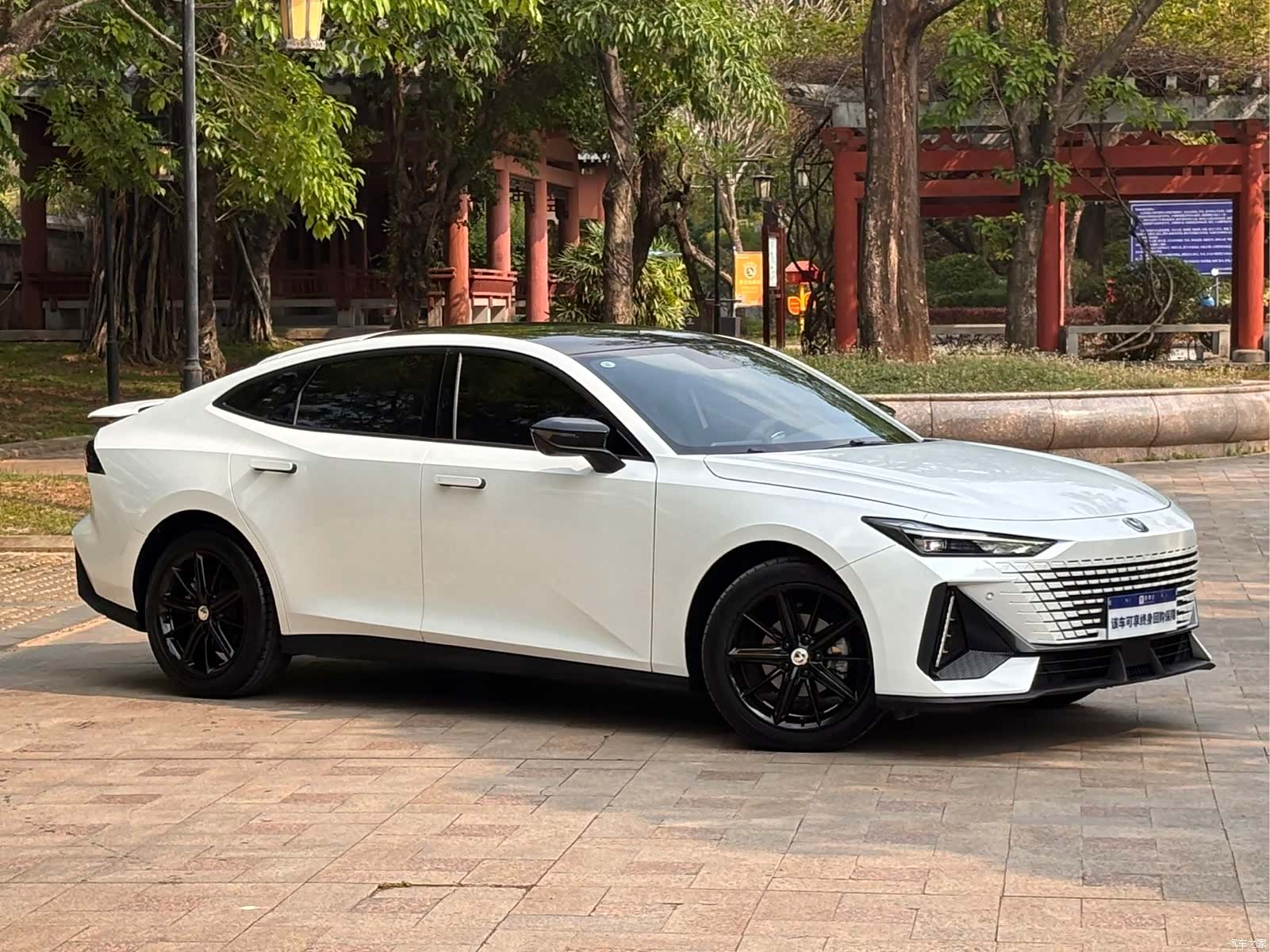 Changan UNI-V, 2022 3