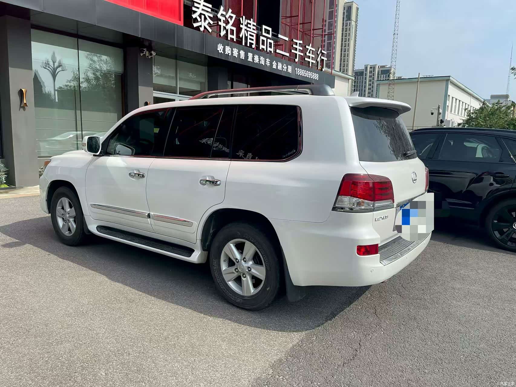 Lexus LX, 2013 8