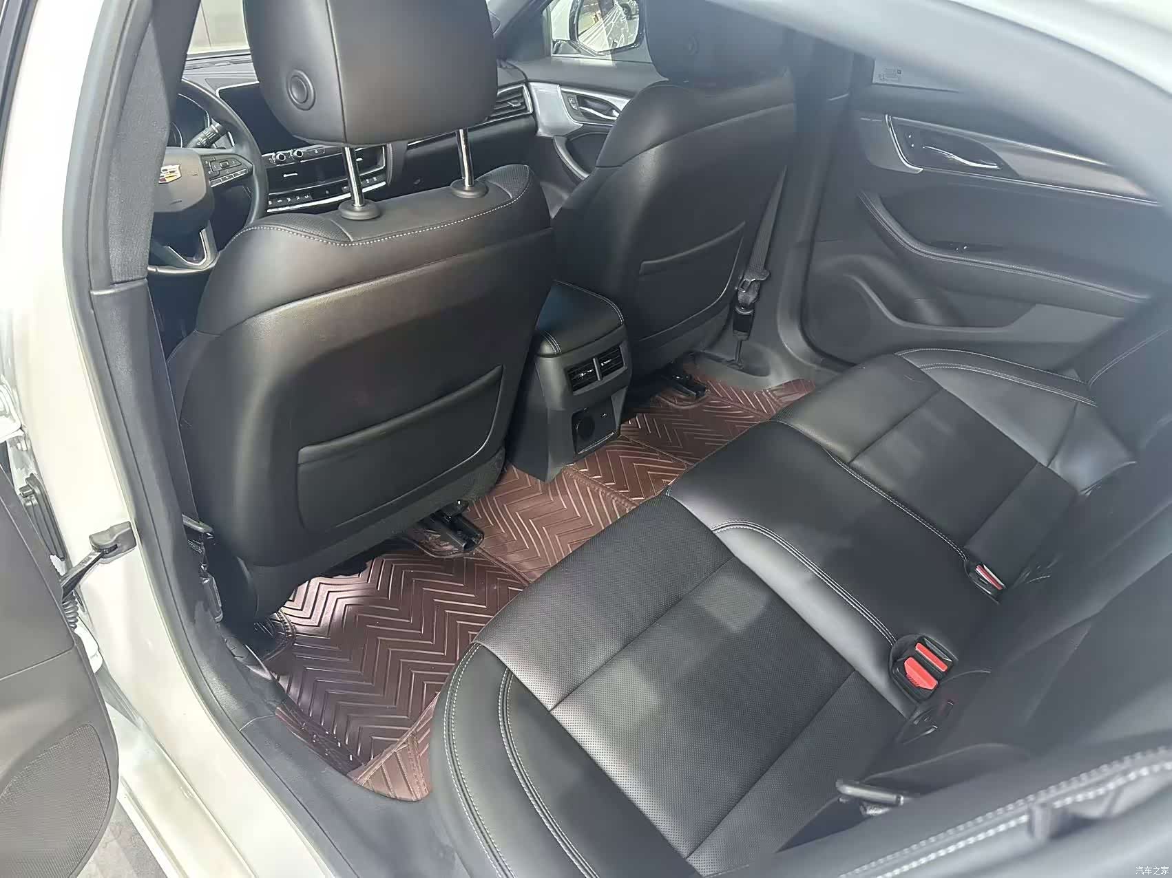 Cadillac CT5, 2022 10