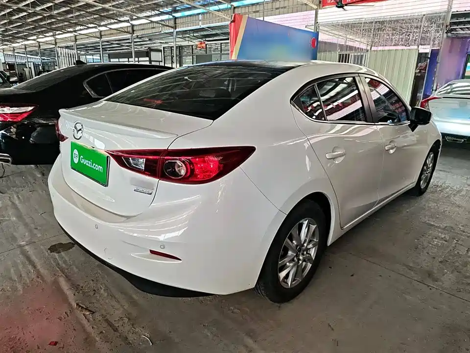Mazda 3 Angkesaila