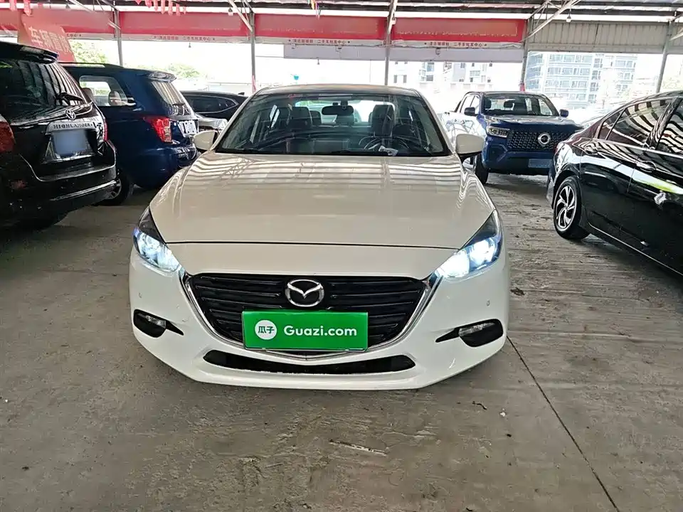 Mazda 3 Angkesaila