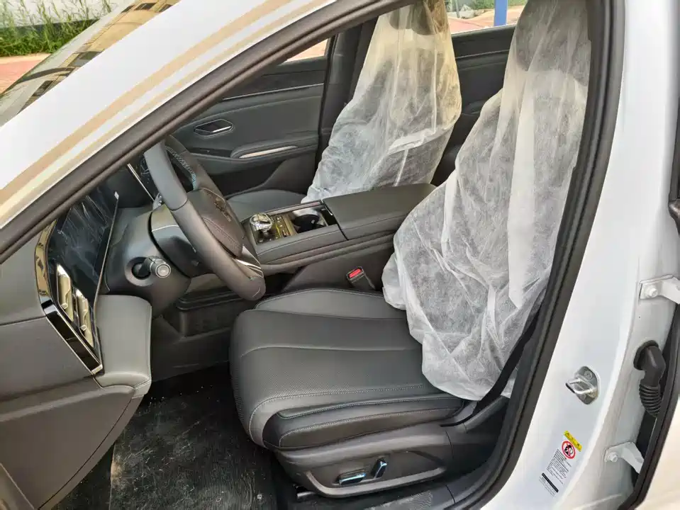 BYD Qin L