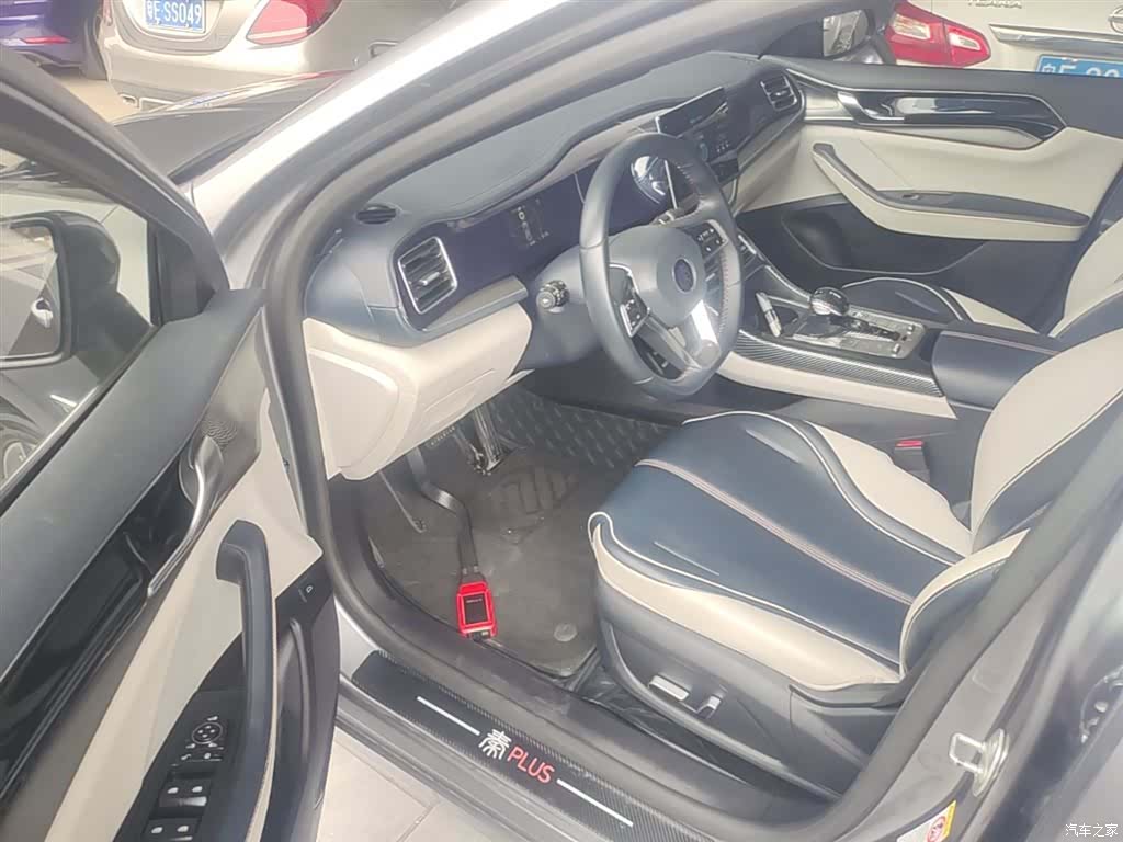 BYD Qin, 2023 16