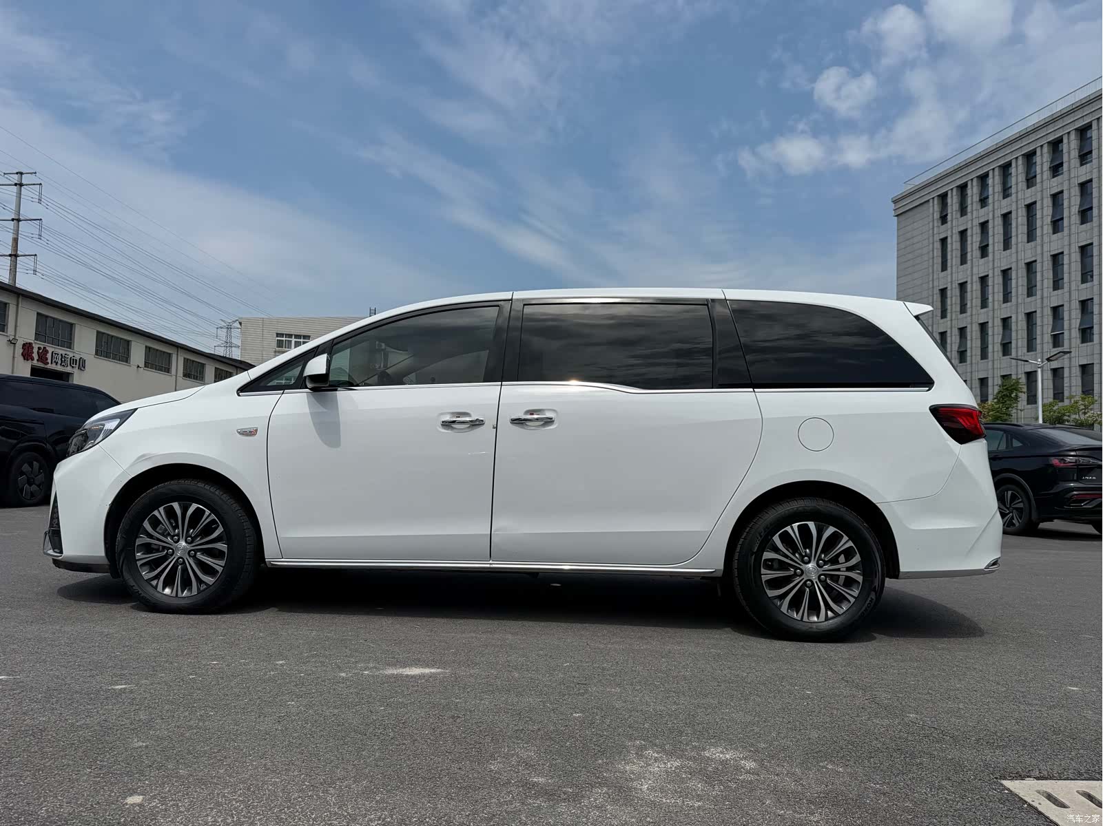Buick GL8, 2023 17