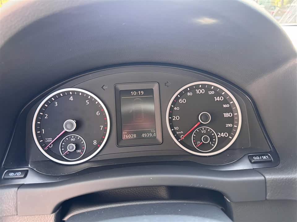 Hongqi Kunming Car Hongqi Kunming Car