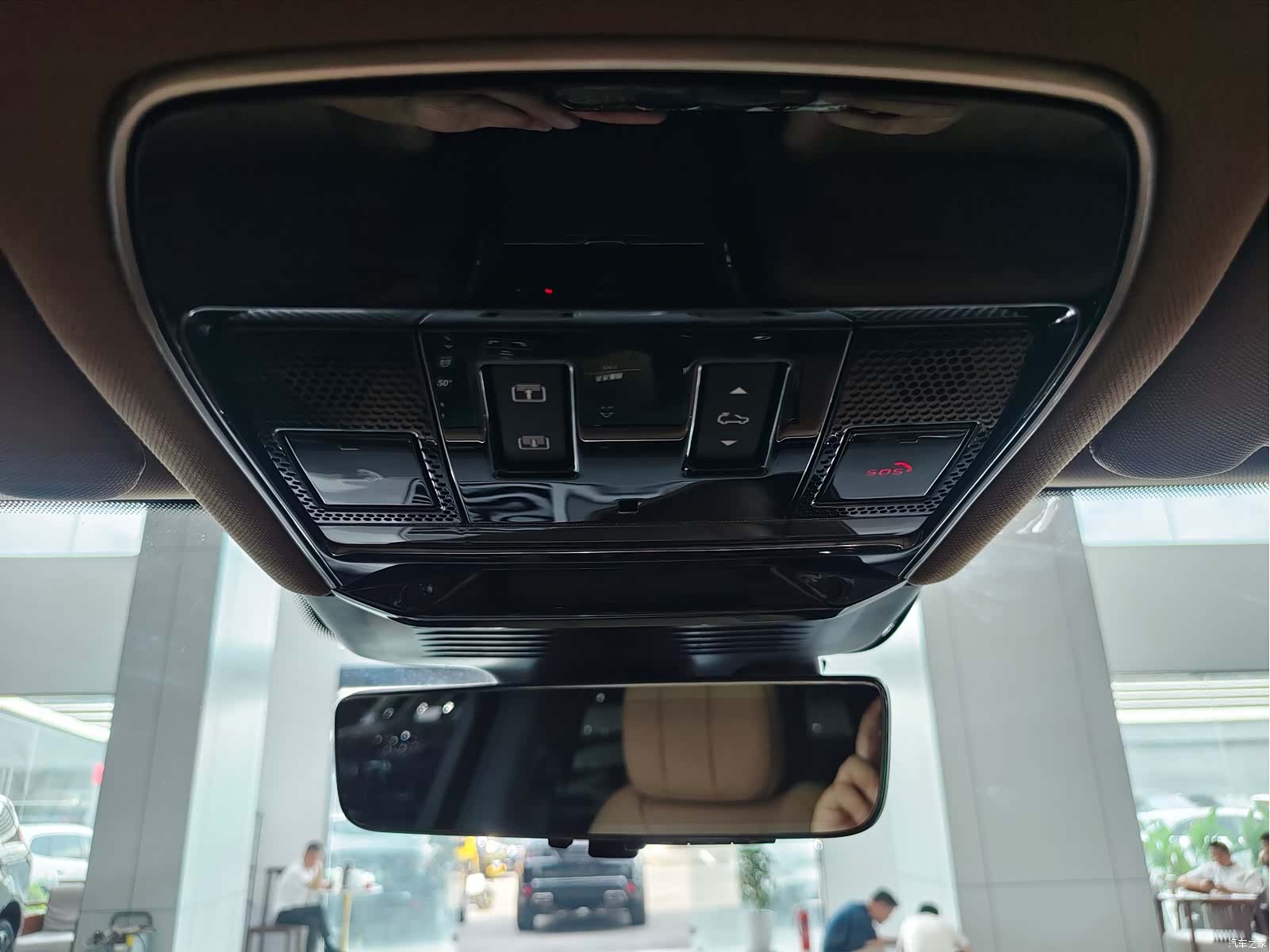 Land Rover Range Rover, 2025 13