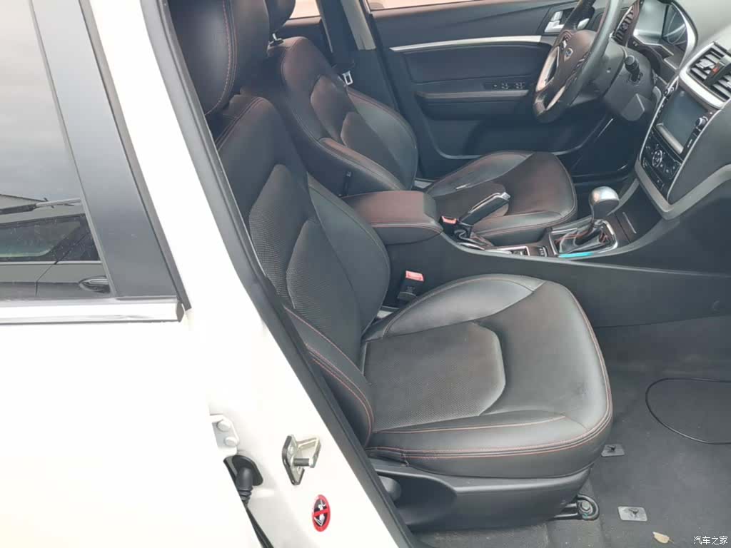Geely Emgrand, 2015 25