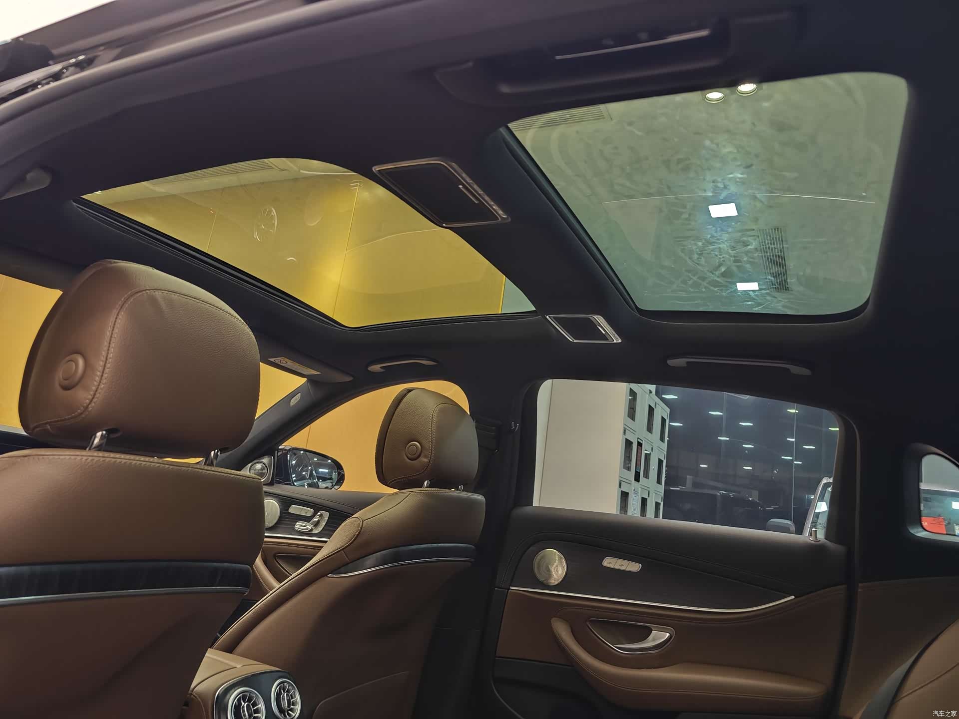 Mercedes-Benz E-Class, 2023 26