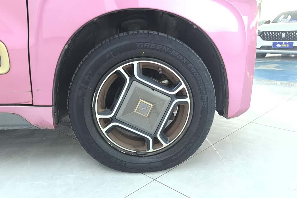 Wuling E200, 2020 6
