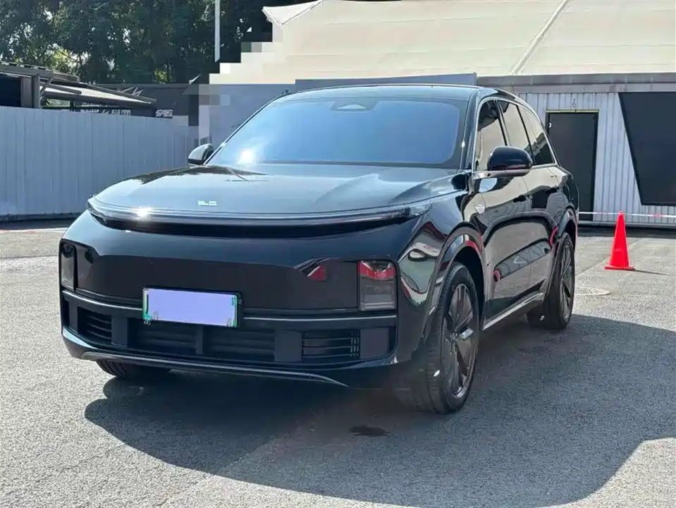 Li Auto Ideal L8