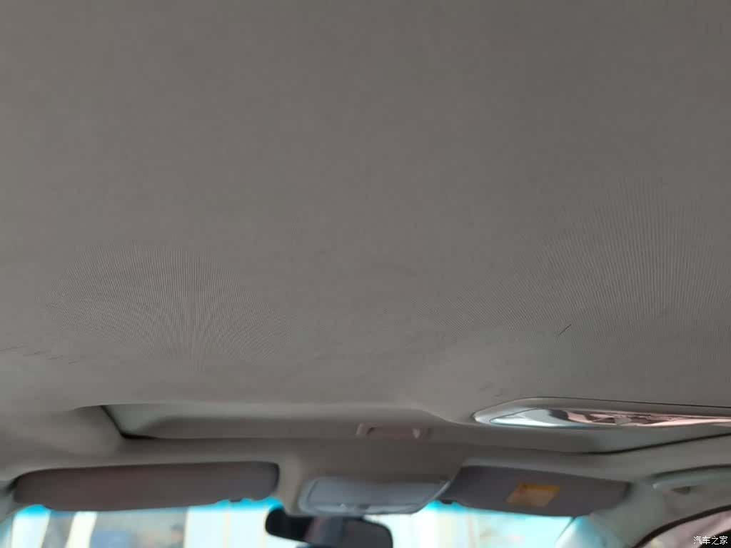 Geely Emgrand, 2015 18