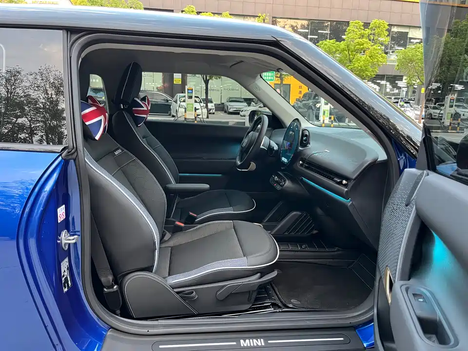 MINI Electric COOPER