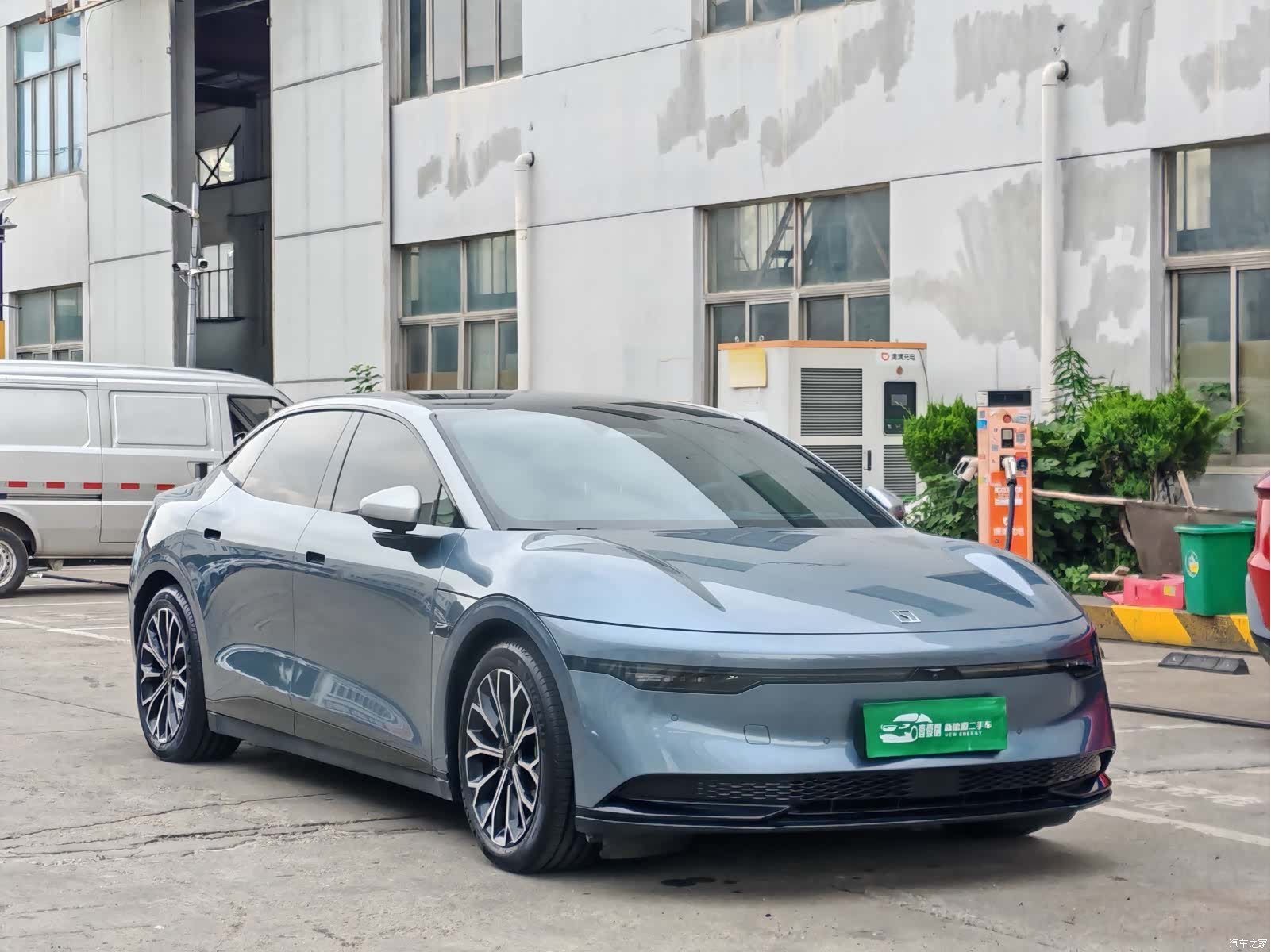 Zeekr 007, 2024 3