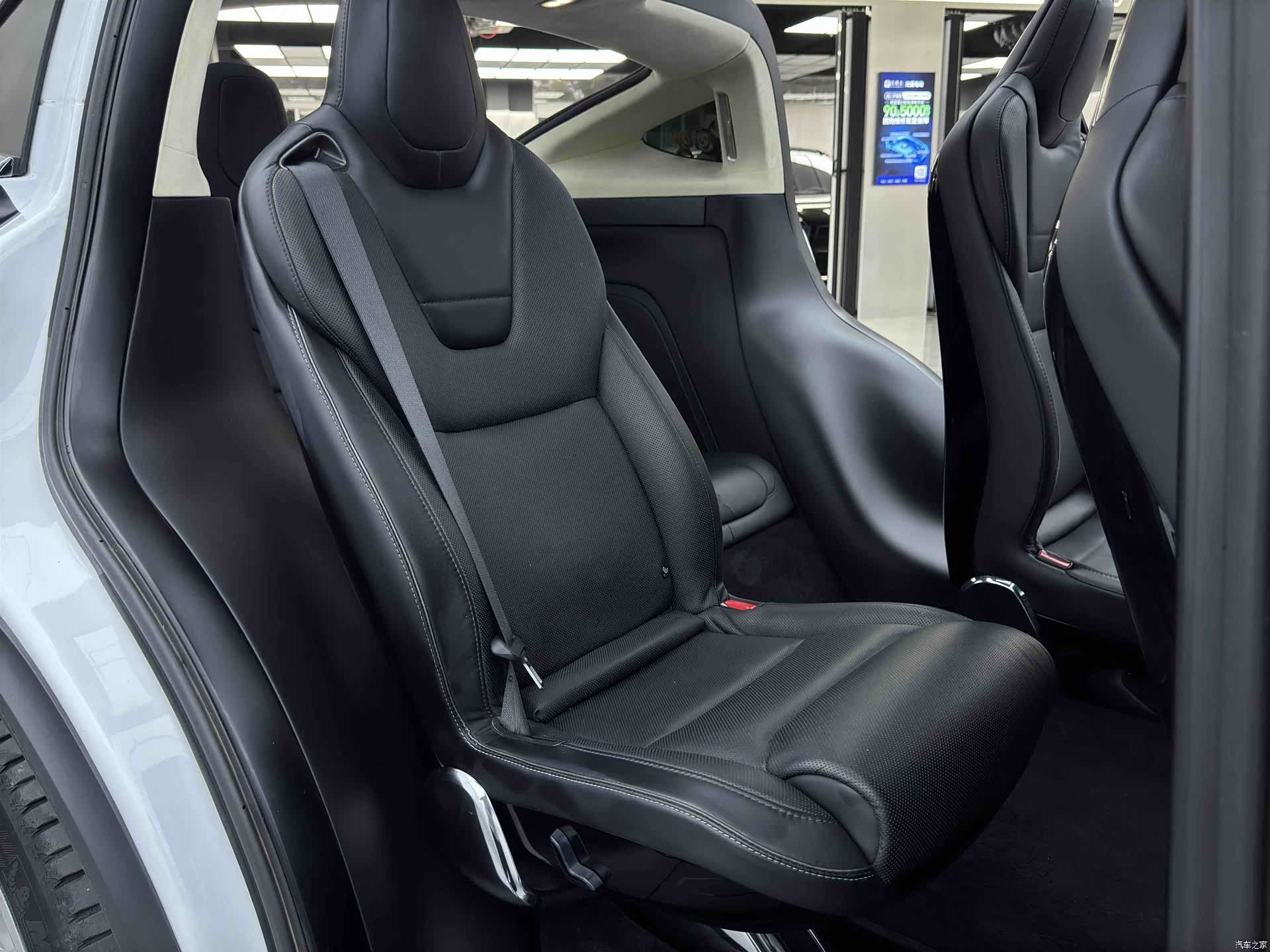 Tesla Model X, 2016 22