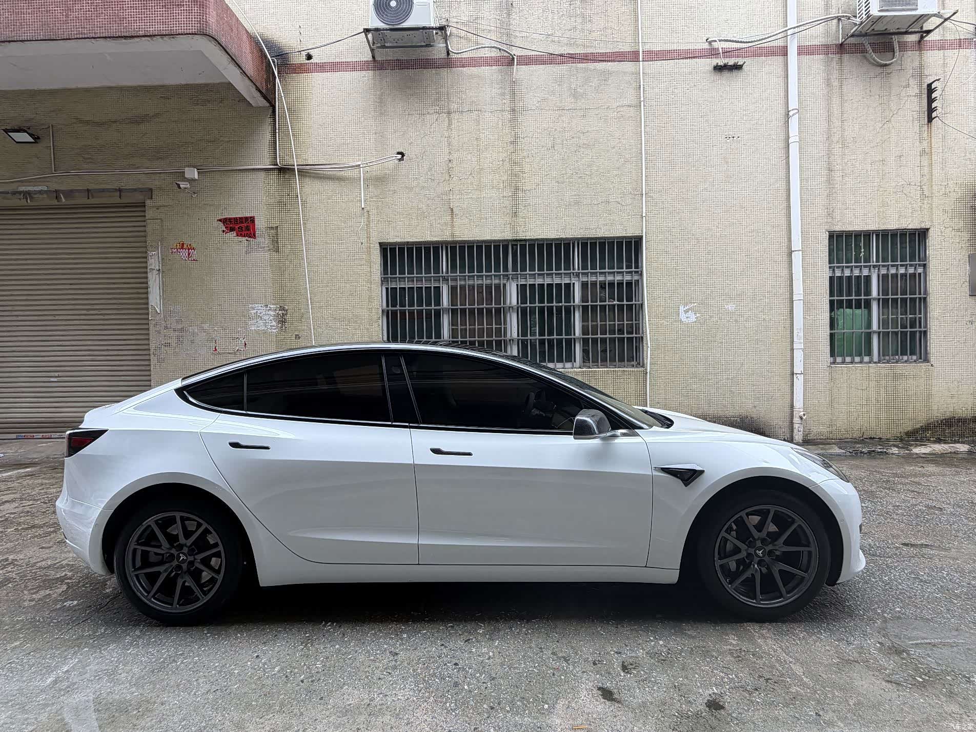Tesla Model 3, 2020 4