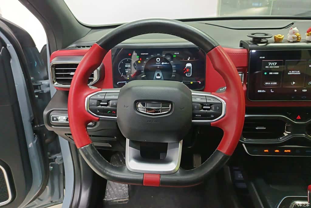 Geely Icon, 2022 15