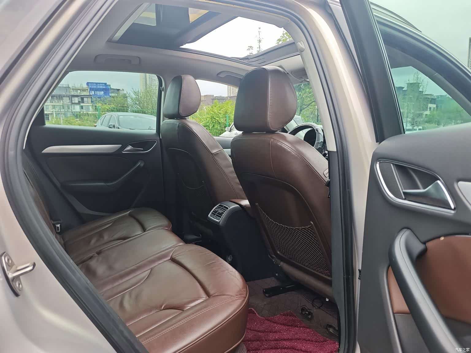 Audi Q3, 2013 9